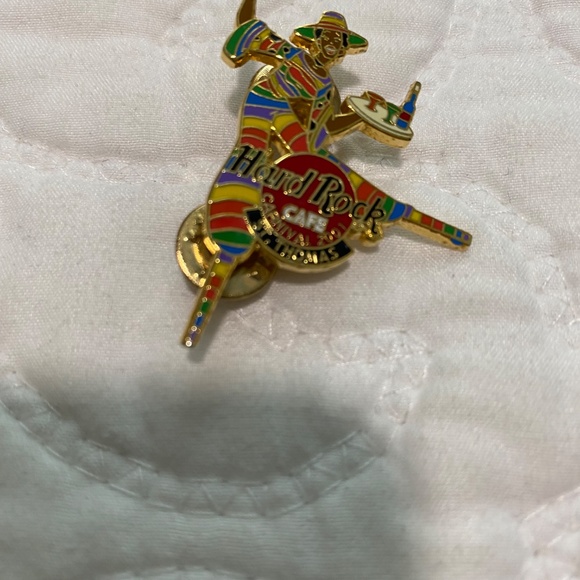 Hard Rock Cap (Bundled with Key Ring and Pin) - Picture 10 of 12